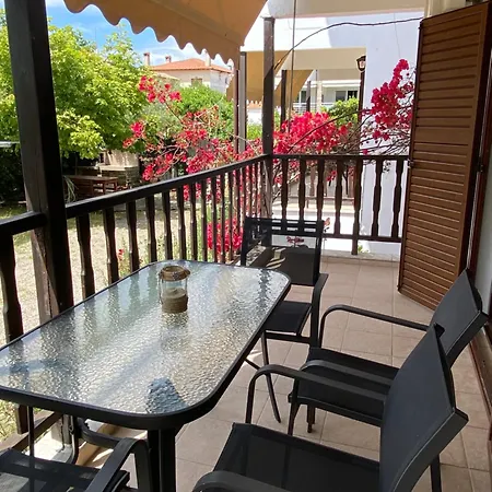 Georgoudi Apartman Nikíti
