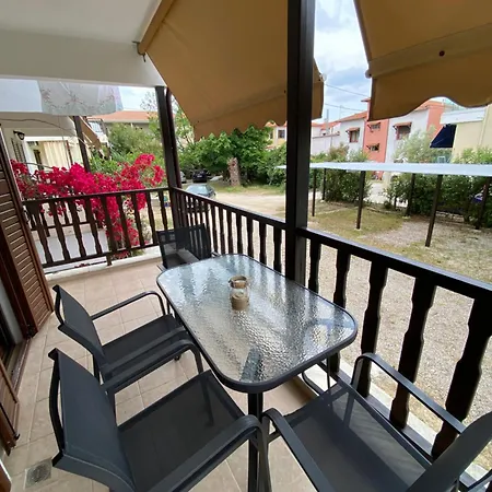 Apartment Georgoudi *